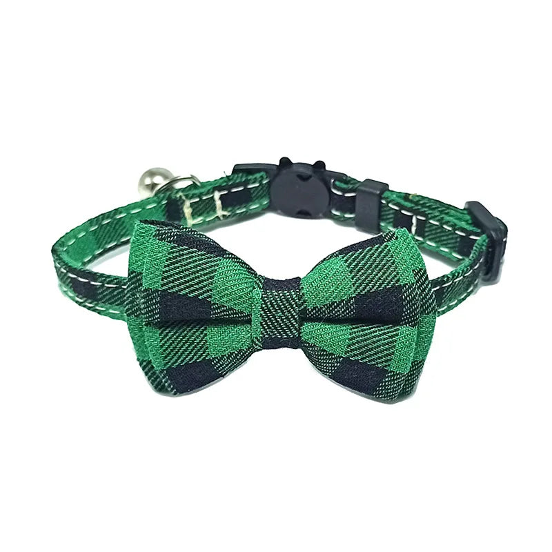 Plaid Christmas Breakaway Cat Collar with Bow Tie & Bell – Adjustable Holiday Pet Collar for Cats & Small Dogs