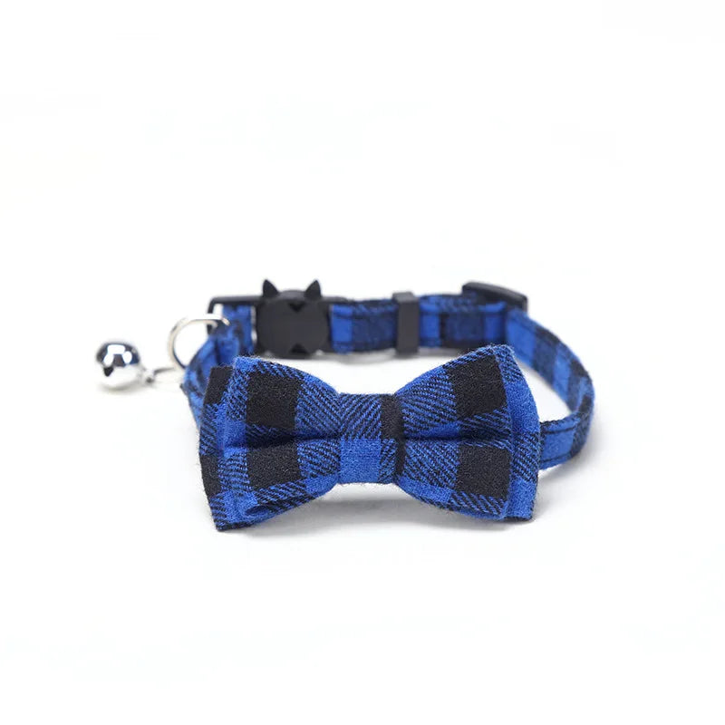 Plaid Christmas Breakaway Cat Collar with Bow Tie & Bell – Adjustable Holiday Pet Collar for Cats & Small Dogs