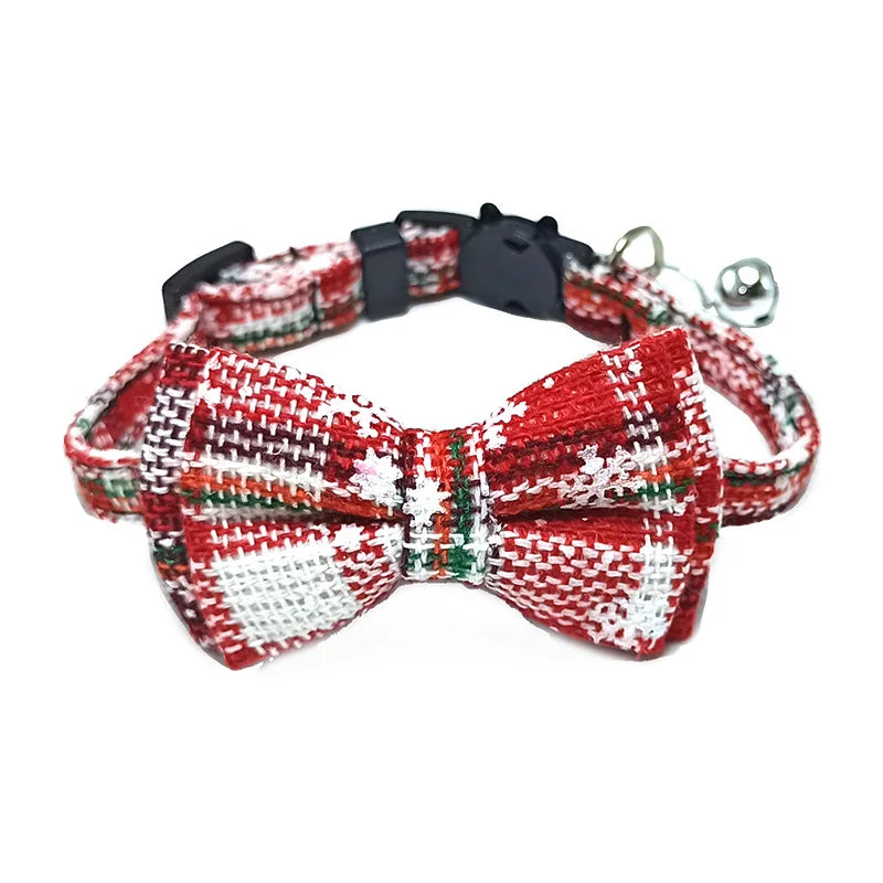 Plaid Christmas Breakaway Cat Collar with Bow Tie & Bell – Adjustable Holiday Pet Collar for Cats & Small Dogs