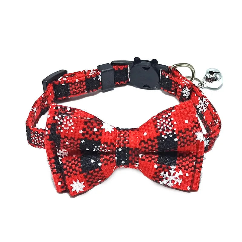 Plaid Christmas Breakaway Cat Collar with Bow Tie & Bell – Adjustable Holiday Pet Collar for Cats & Small Dogs