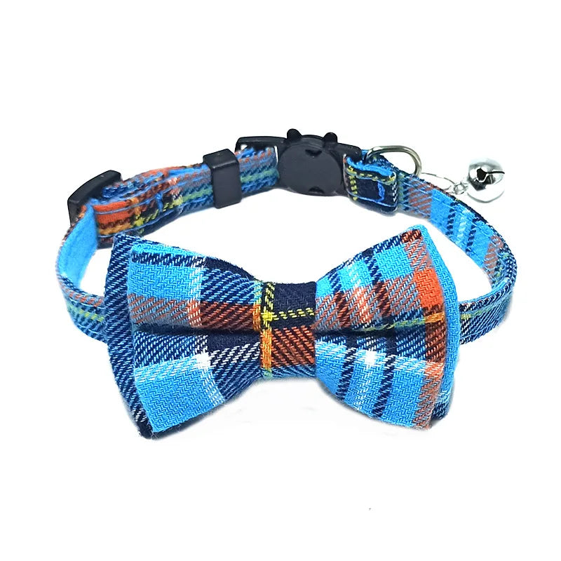 Plaid Christmas Breakaway Cat Collar with Bow Tie & Bell – Adjustable Holiday Pet Collar for Cats & Small Dogs