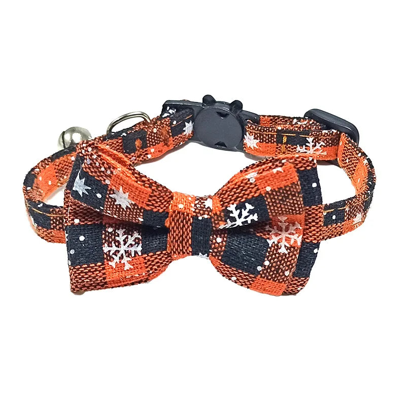 Plaid Christmas Breakaway Cat Collar with Bow Tie & Bell – Adjustable Holiday Pet Collar for Cats & Small Dogs